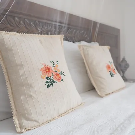 Loca Ξενοδοχείο 5*