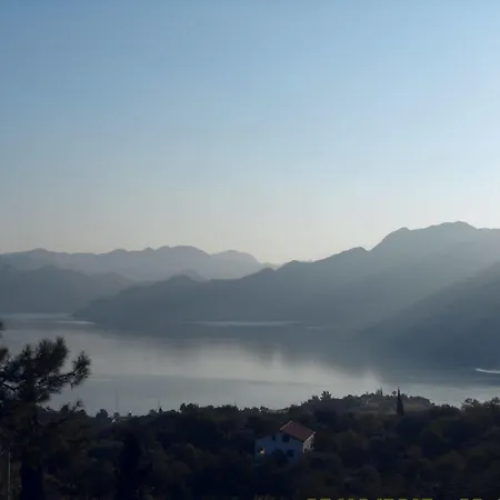 Ξενοδοχείο Loca