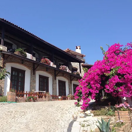 Loca ホテル セリミエ